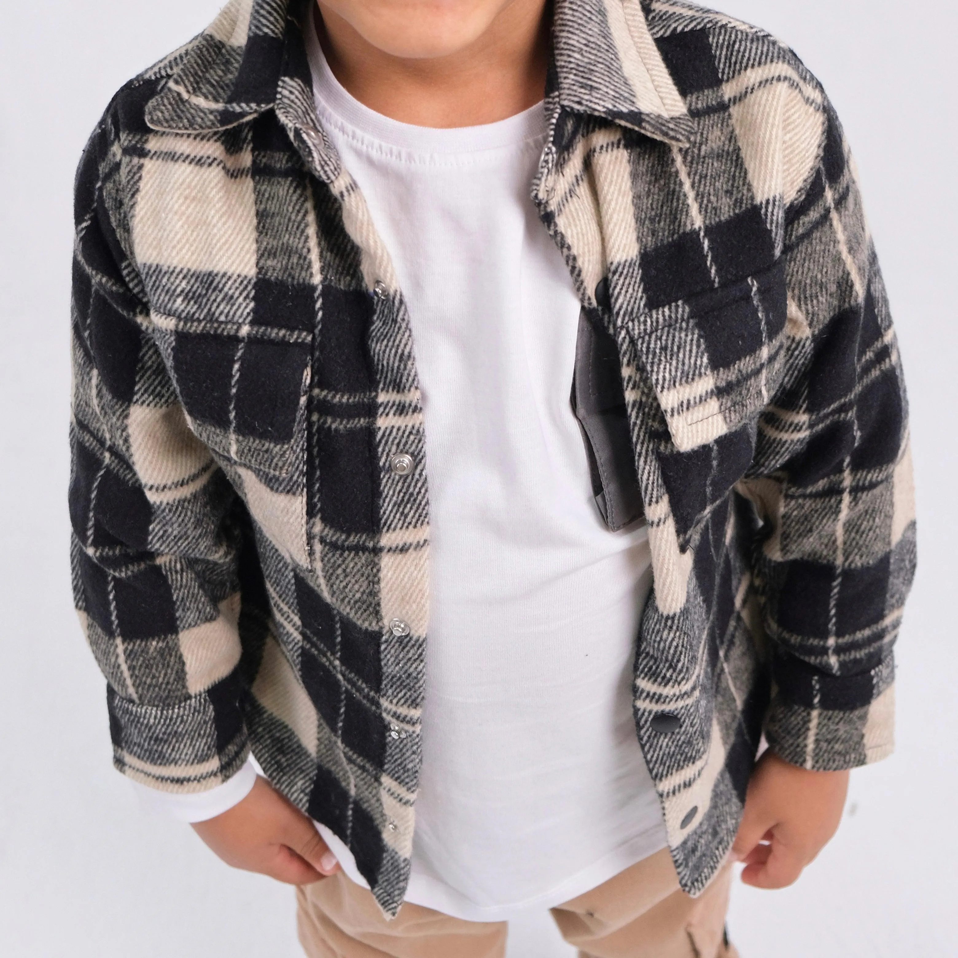 Long-Sleeved Grey Checkered Shirt