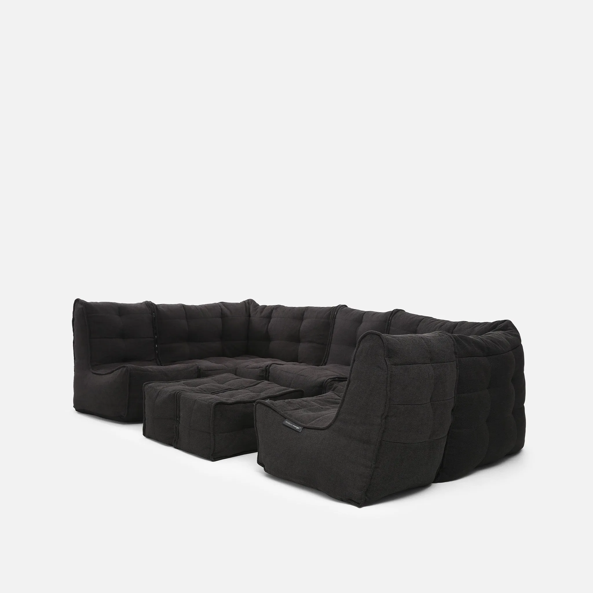 Mod 6 Lounge Max - Interior