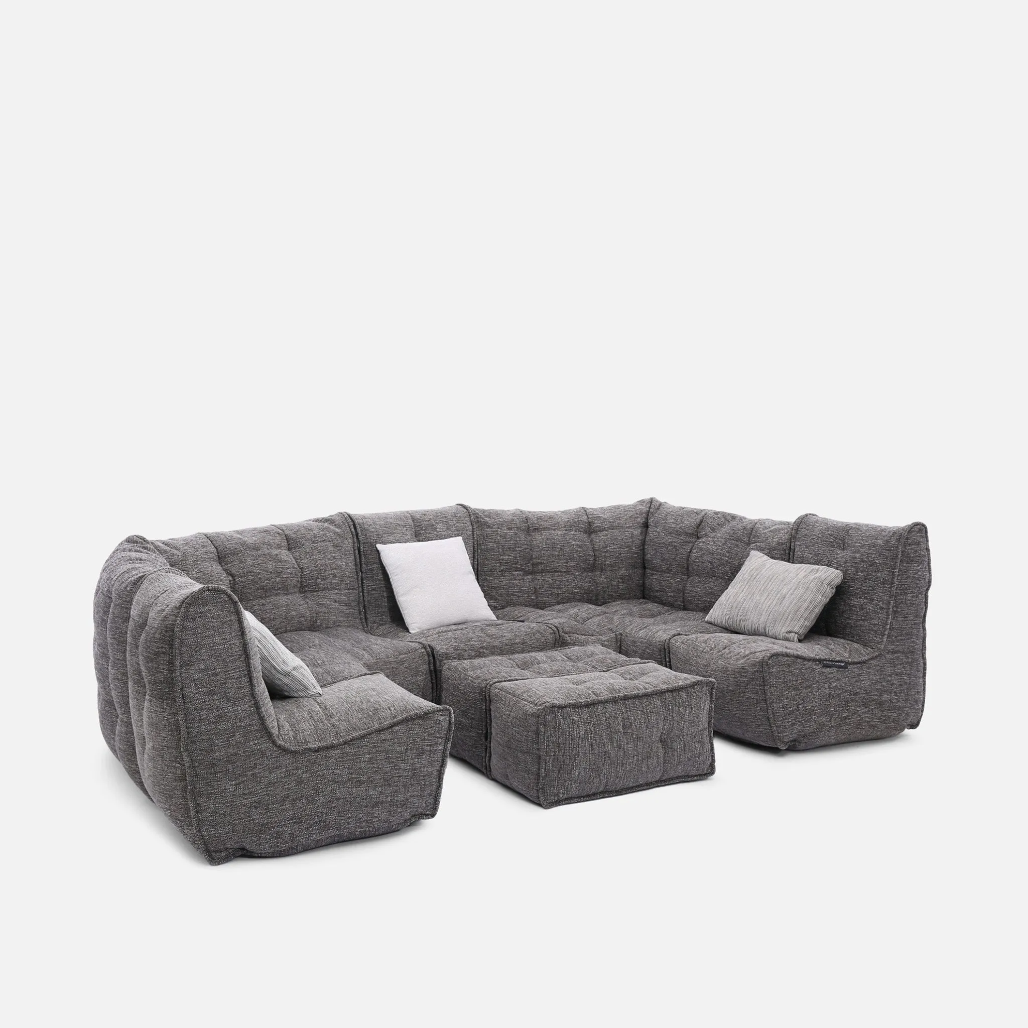 Mod 6 Lounge Max - Interior