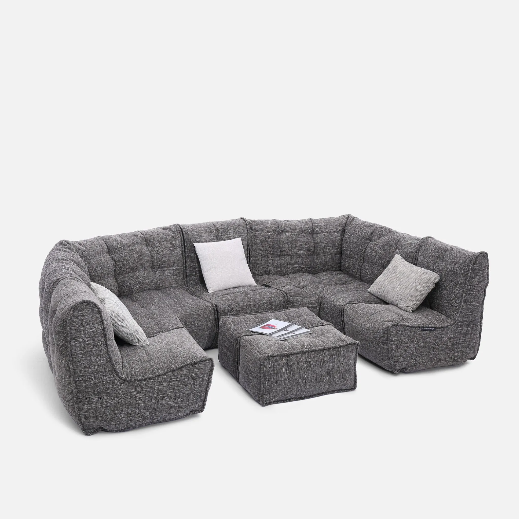 Mod 6 Lounge Max - Interior